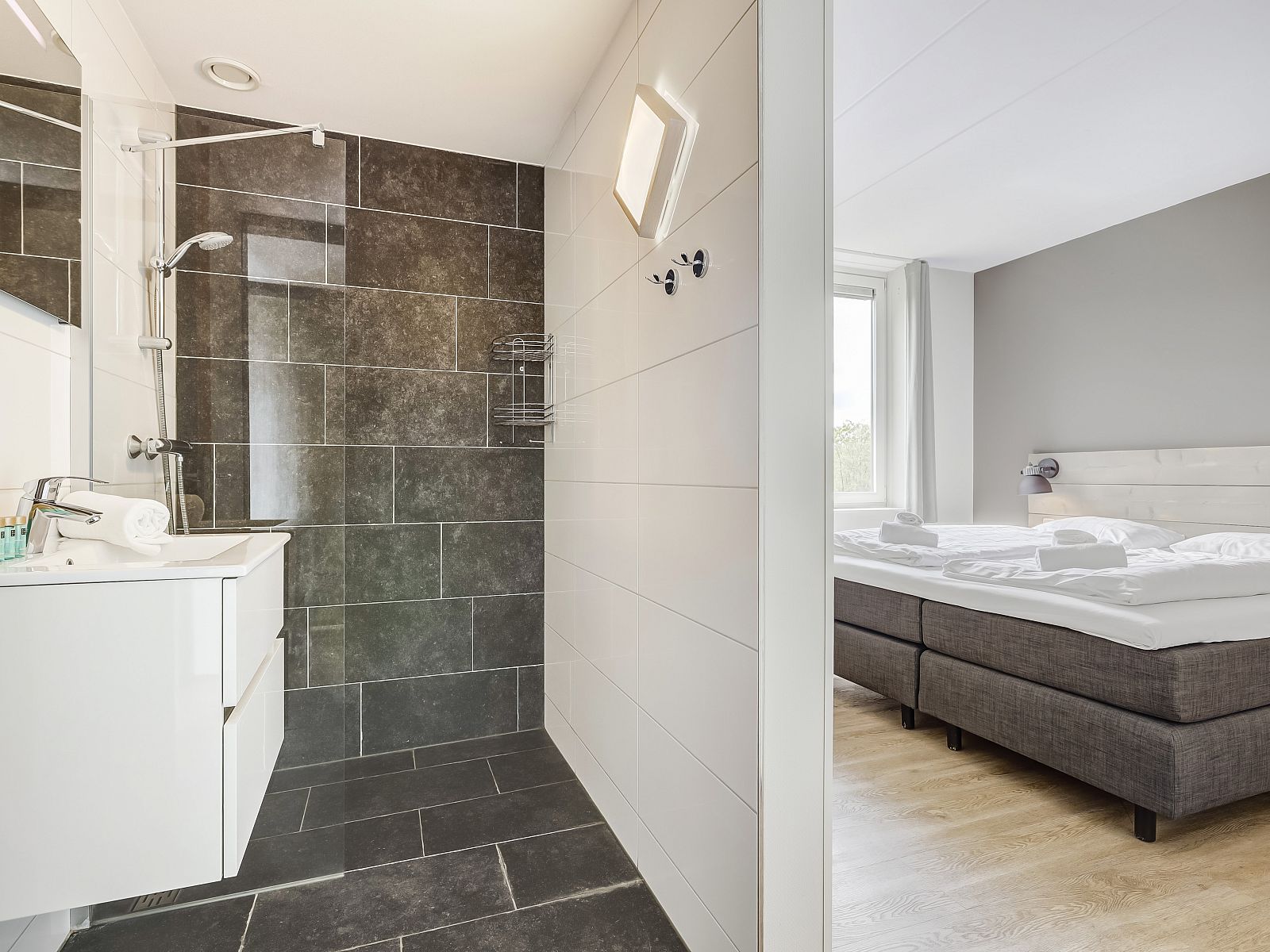 Unterkunft 385244 - Bungalow Noord Limburg - Domein De Schatberg | 12-persoons watervilla | 12L2