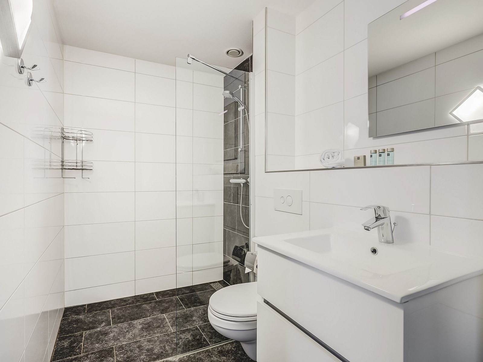 Unterkunft 385244 - Bungalow Noord Limburg - Domein De Schatberg | 12-persoons watervilla | 12L2