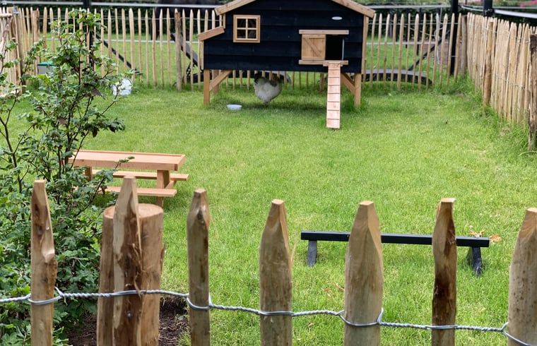 Speelplaats voor kinderen bij Vakantiehuisje in Heythuysen, Noord Limburg, Limburg.