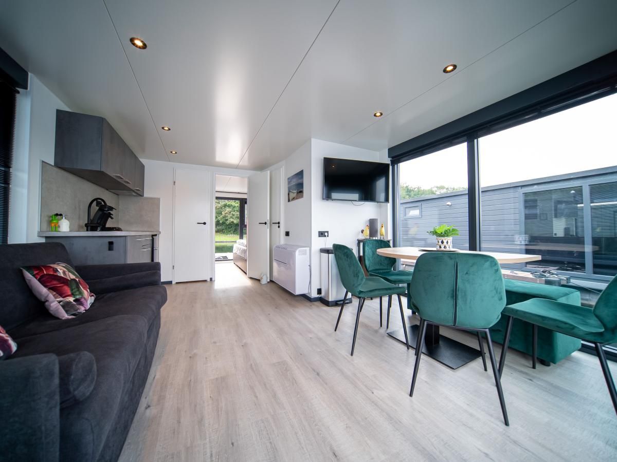 Unterkunft 386132 - Ferienhaus Noord Limburg - Floating in Limburg - hottub