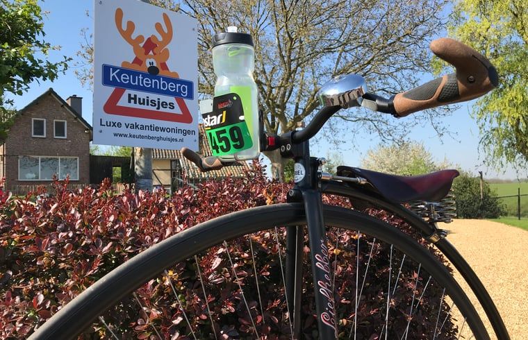 Fietsplezier bij Vakantiehuisje in Schin op Geul, Zuid Limburg, Limburg.