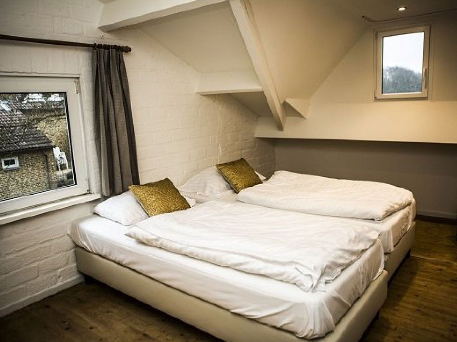 Verblijf 3909151 - Vakantiewoning Zuid Limburg - Vakantiehuis Bungalowpark Landsrade - Geschakelde Bungalow 1