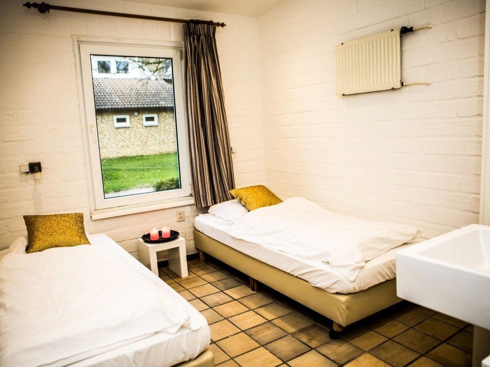 Verblijf 3909151 - Vakantiewoning Zuid Limburg - Vakantiehuis Bungalowpark Landsrade - Geschakelde Bungalow 1