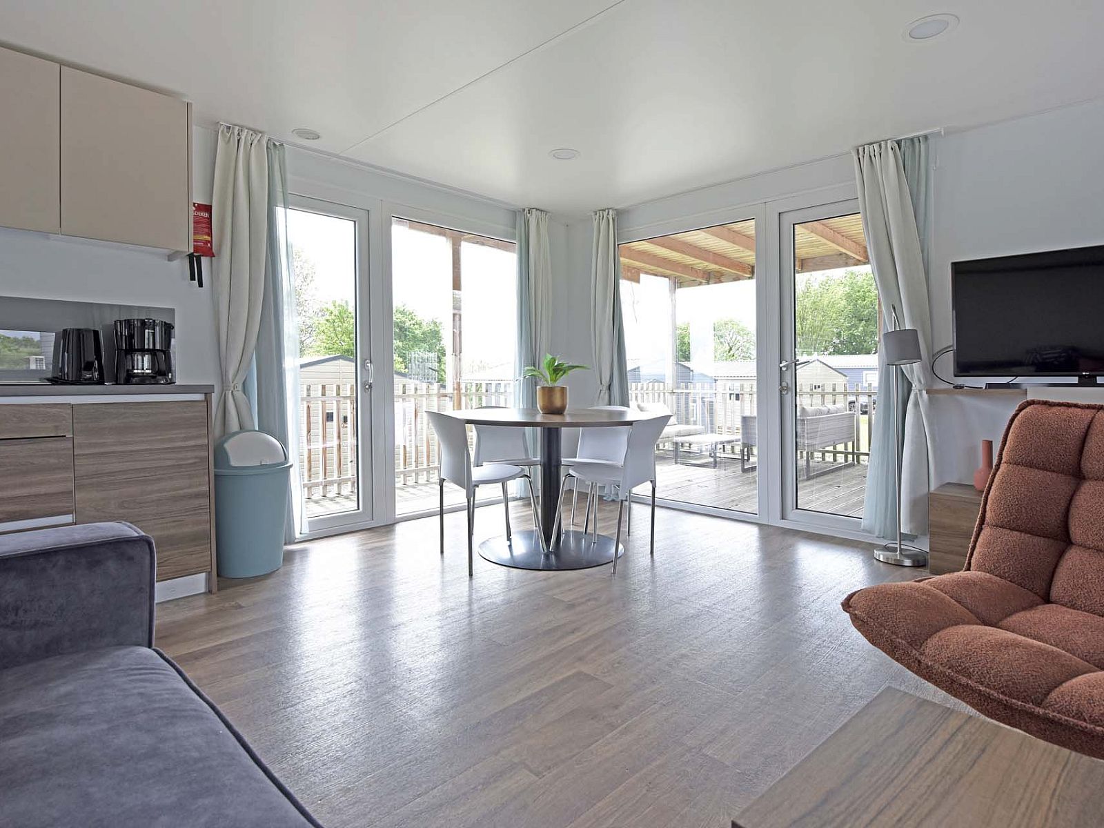 Guest house 3909168 - Chalet Zuid Limburg - Chalet in Gulpen