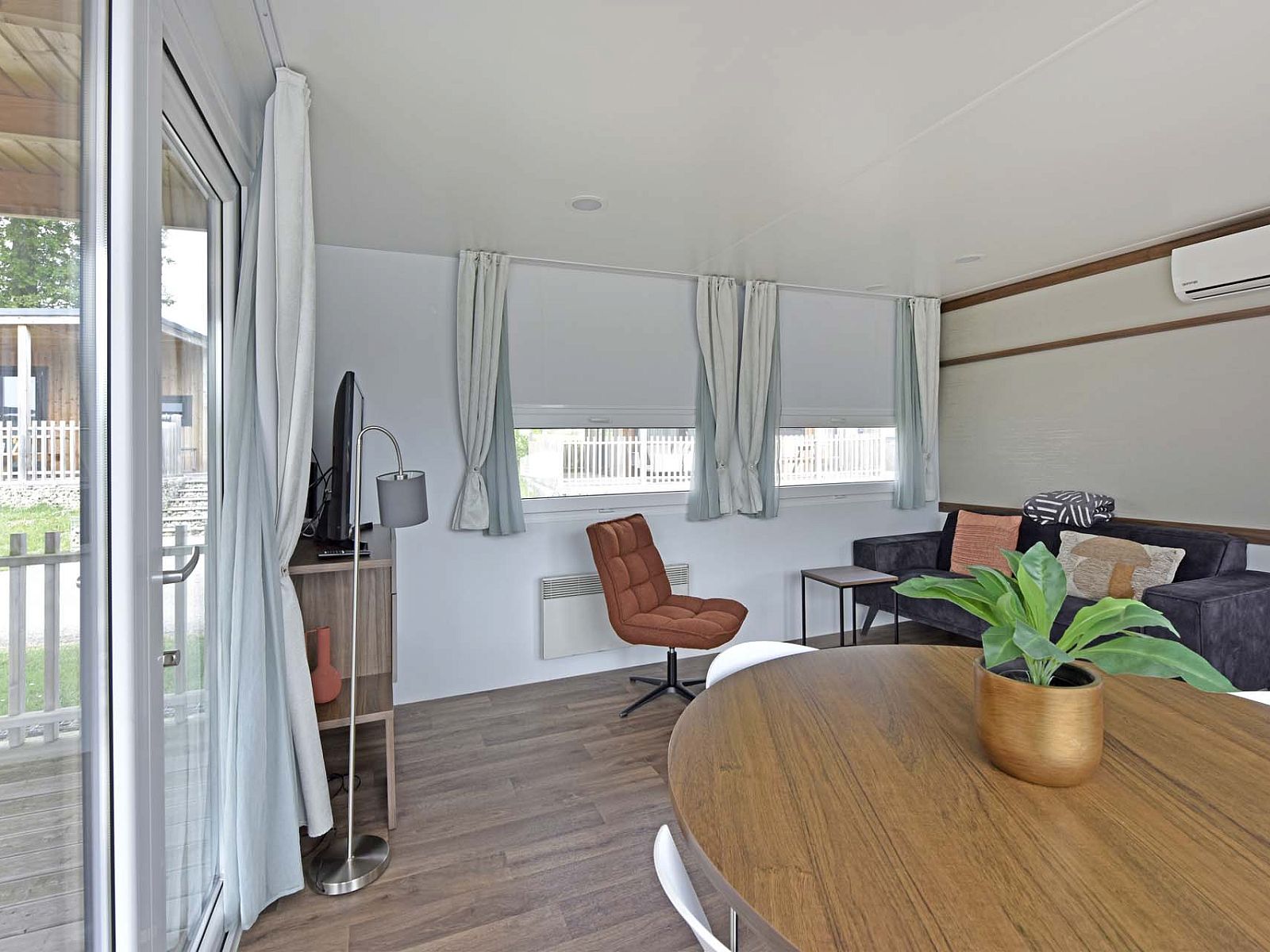 Guest house 3909168 - Chalet Zuid Limburg - Chalet in Gulpen