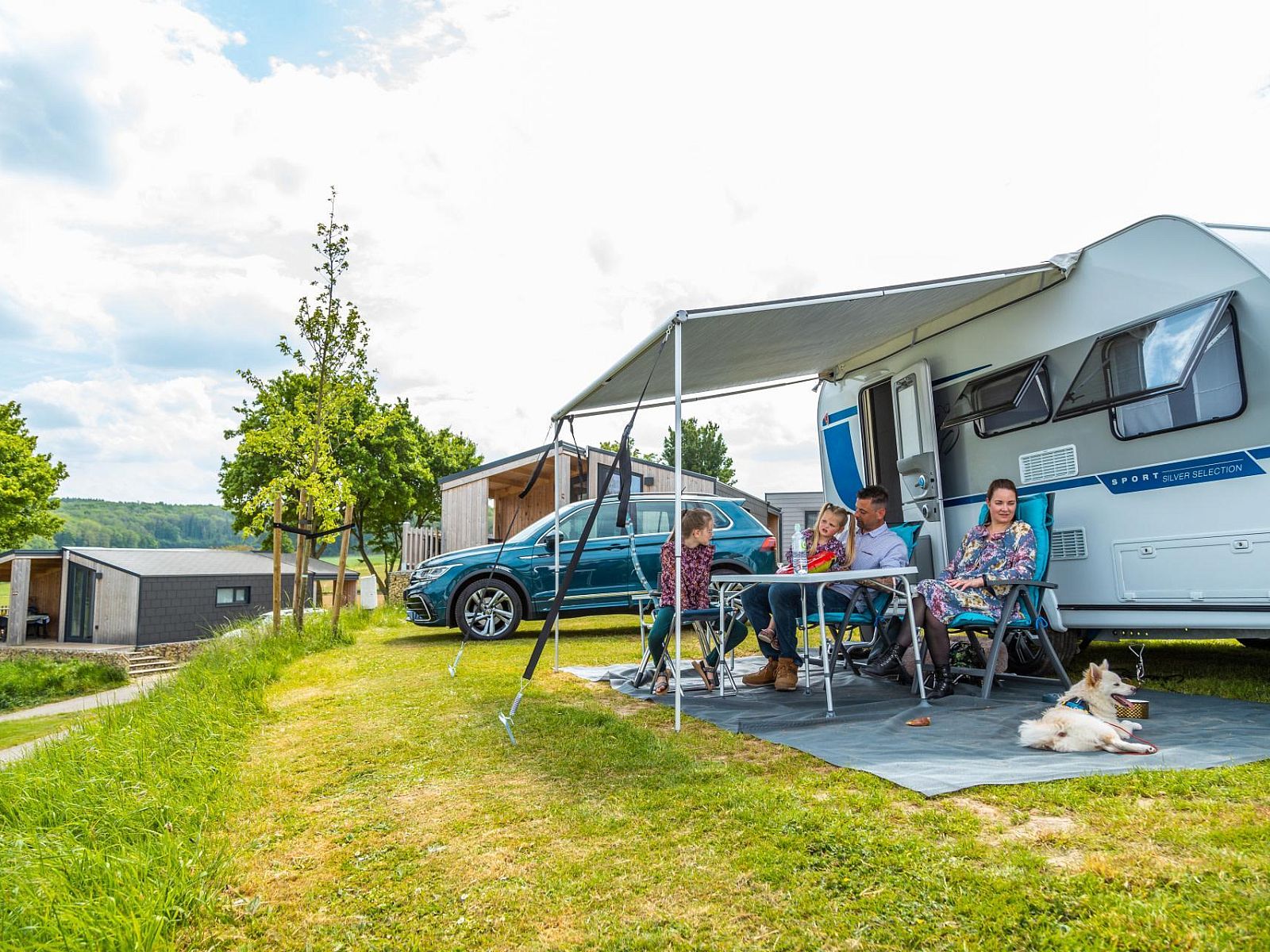 Enjoy a relaxing stay at Camping Place Comfort XL view in Gulpen, South Limburg, with beautiful views of nature.