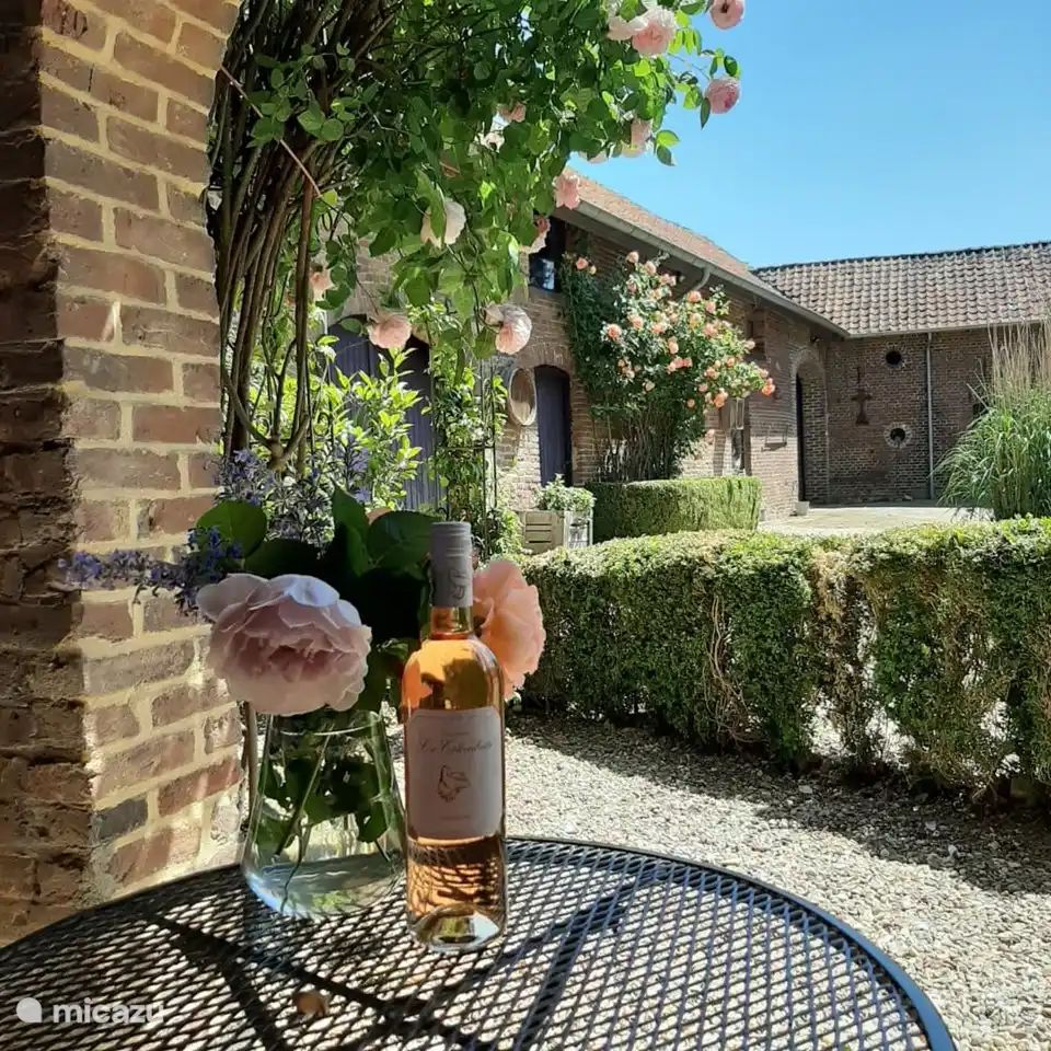 Verblijf 393407 - Bijzondere overnachtingen Zuid Limburg - Chateau Limbourgeois 'Atelier'