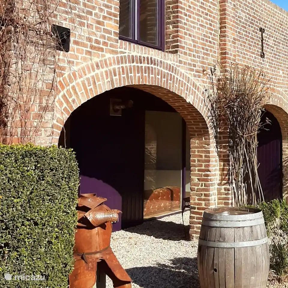 Verblijf 393407 - Bijzondere overnachtingen Zuid Limburg - Chateau Limbourgeois 'Atelier'