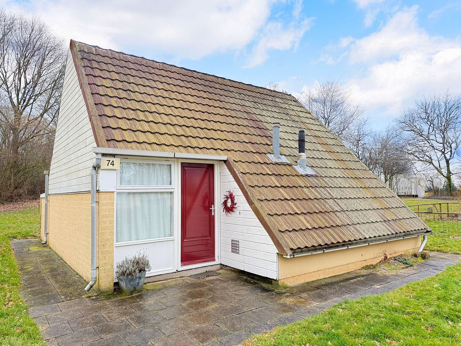 Guest house 393917 - Holiday property Zuid Limburg - Vakantiehuis Bungalowpark Simpelveld - Alpha 74