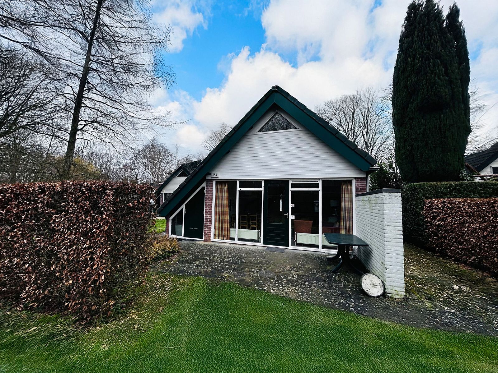 Guest house 393931 - Holiday property Zuid Limburg - Vakantiehuis Bungalowpark Simpelveld - Delta 154