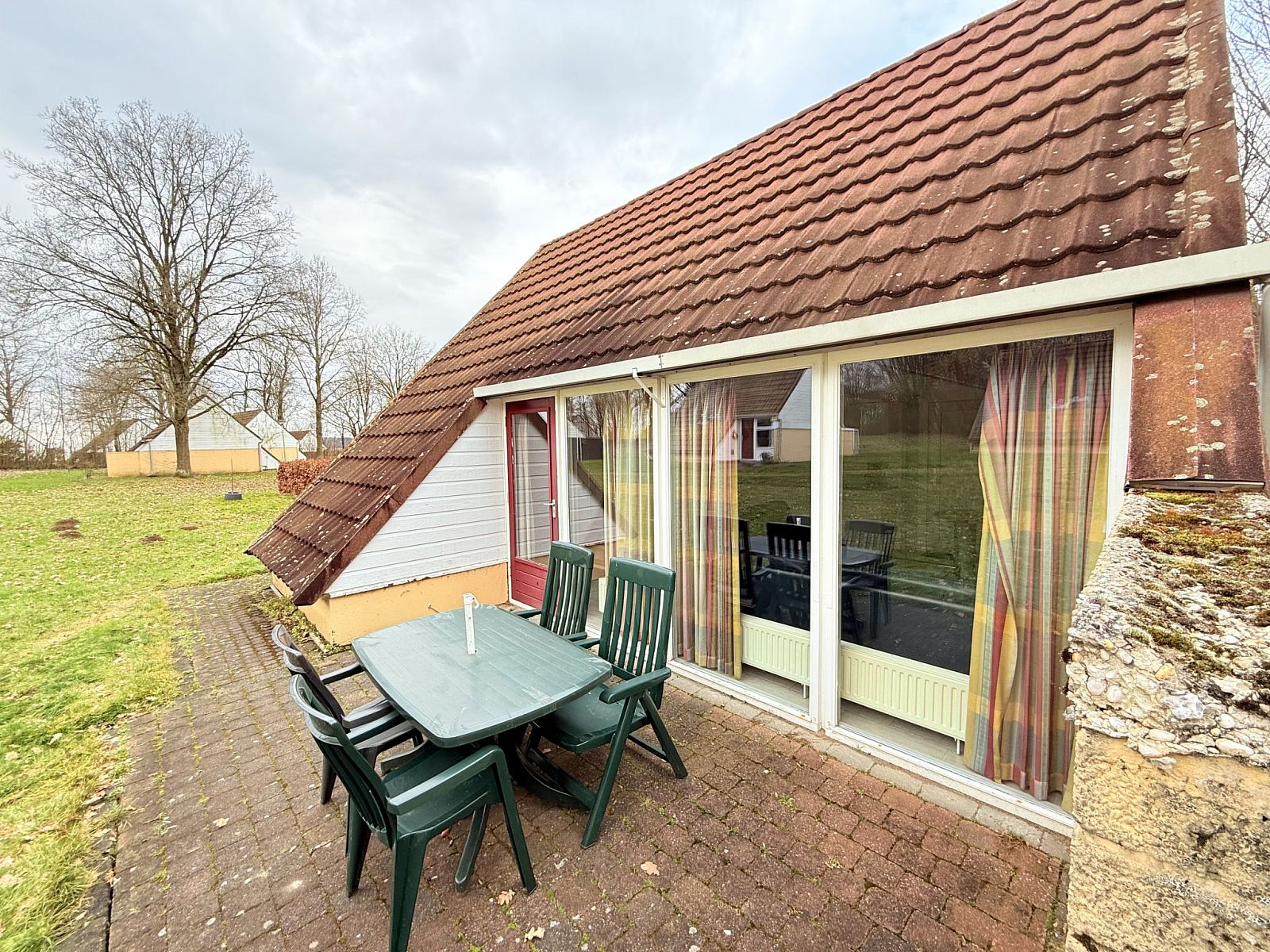 Guest house 393940 - Holiday property Zuid Limburg - Vakantiehuis Bungalowpark Simpelveld - Alpha 80