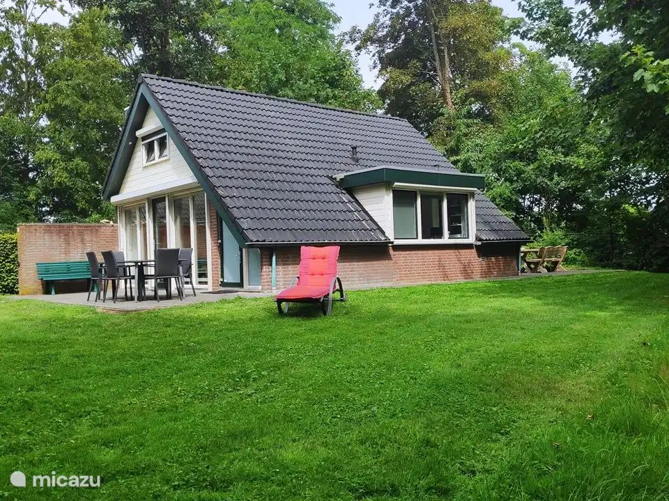 Guest house 393961 - Bungalow Zuid Limburg - Vakantiebungalow 127 De Smokkelaar