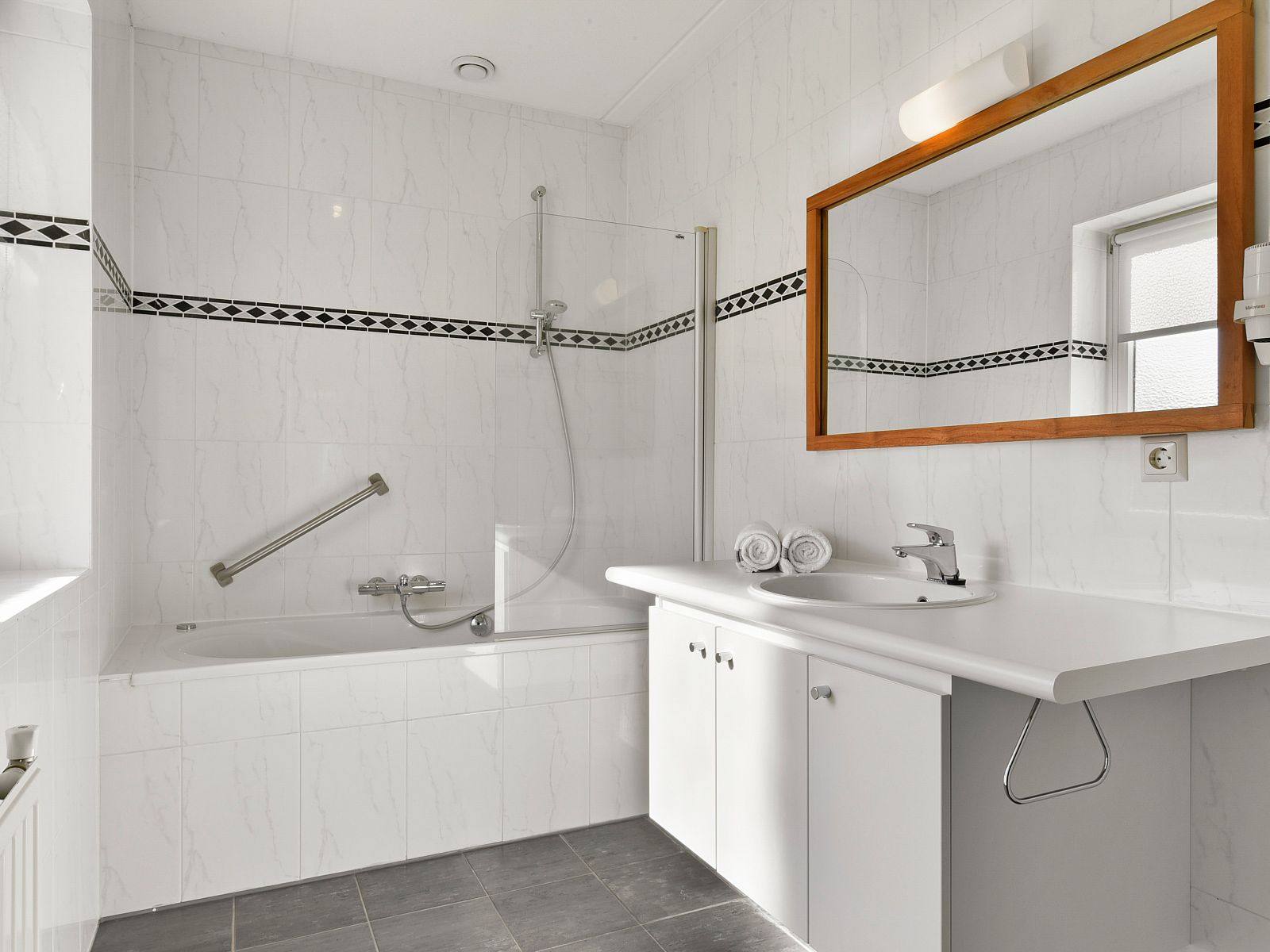 Unterkunft 394518 - Bungalow Zuid Limburg - Kasteeldomein De Cauberg | 10-persoons villa | 10L