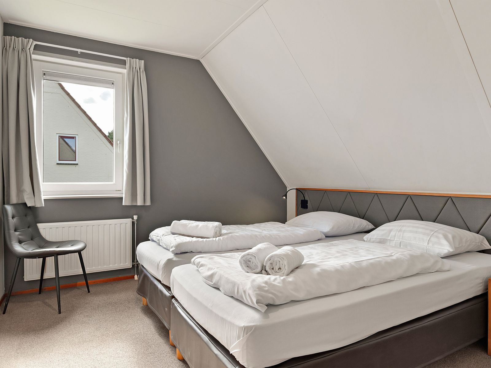 Unterkunft 394518 - Bungalow Zuid Limburg - Kasteeldomein De Cauberg | 10-persoons villa | 10L