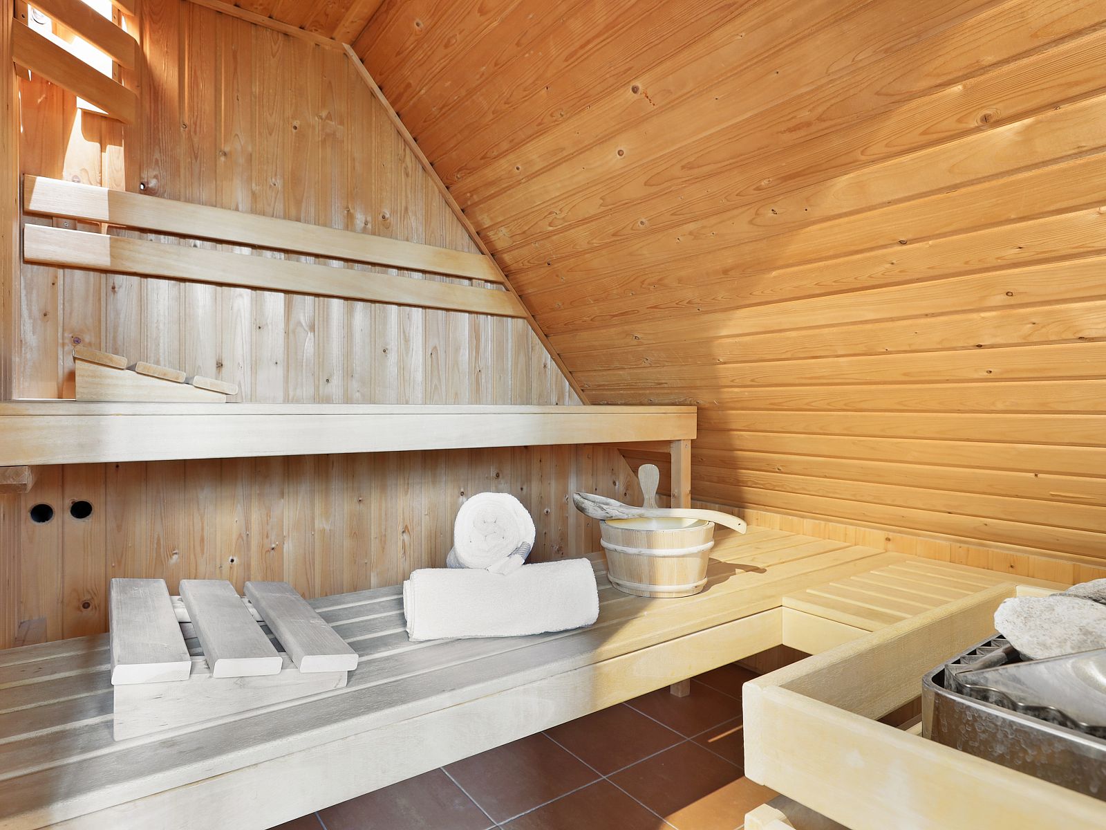 Guest house 394522 - Bungalow Zuid Limburg - Kasteeldomein De Cauberg | 6-persoons villa | 6L