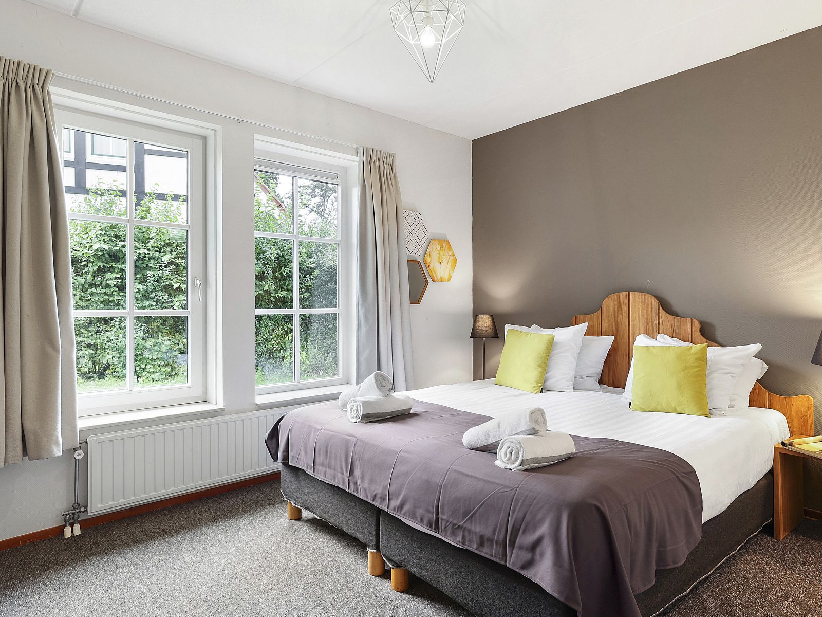 Guest house 394522 - Bungalow Zuid Limburg - Kasteeldomein De Cauberg | 6-persoons villa | 6L