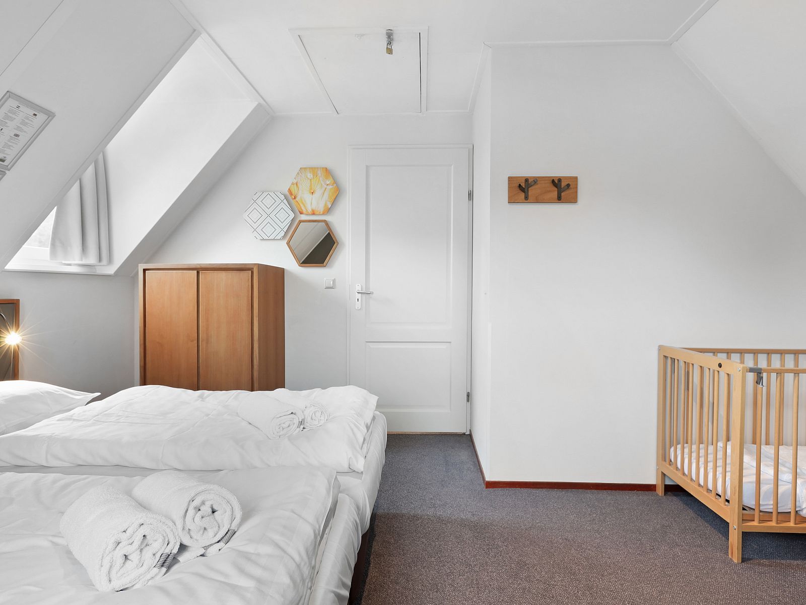 Guest house 394522 - Bungalow Zuid Limburg - Kasteeldomein De Cauberg | 6-persoons villa | 6L