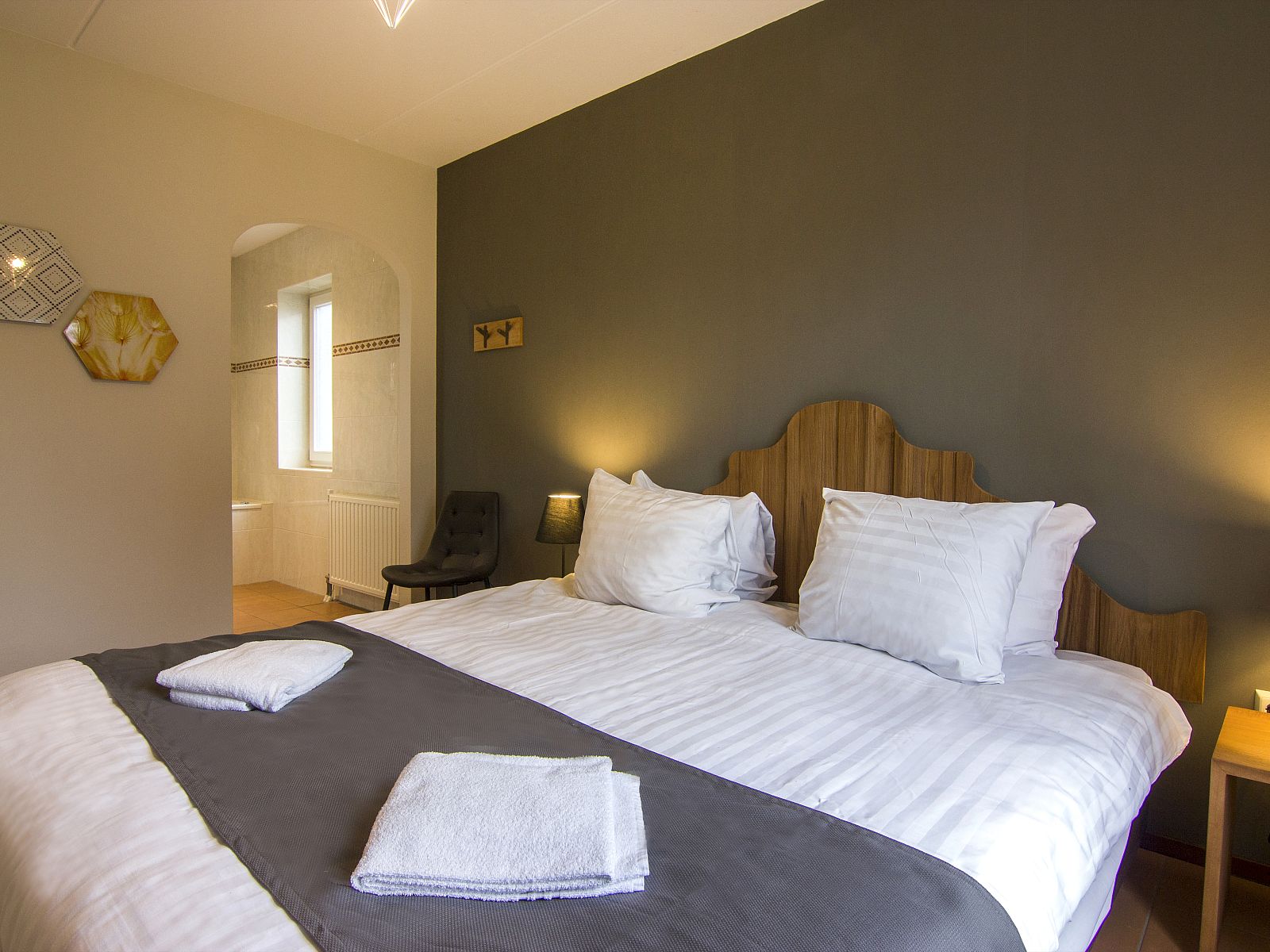 Guest house 394524 - Bungalow Zuid Limburg - Kasteeldomein De Cauberg | 10-persoons villa | 10EL