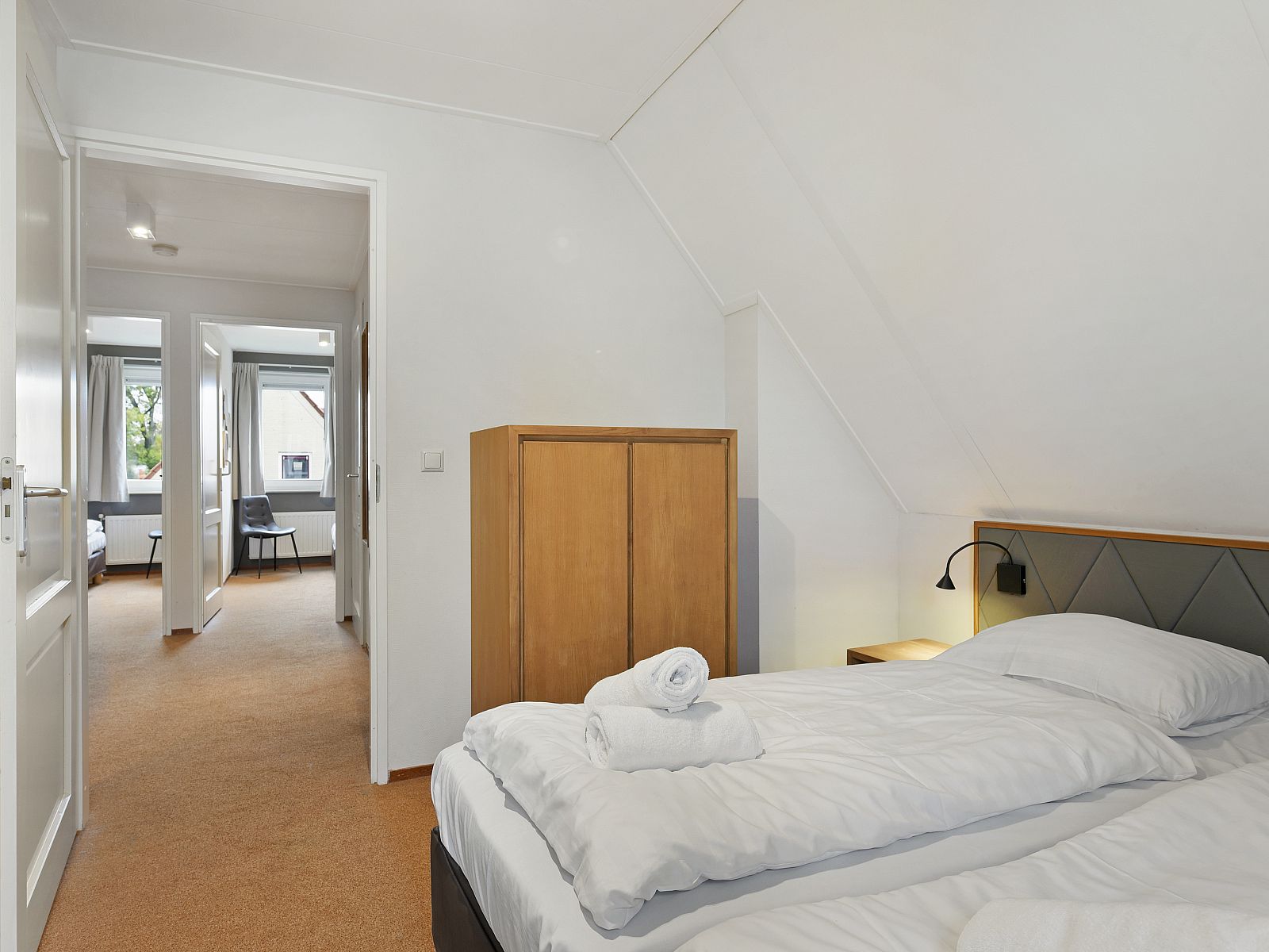 Guest house 394524 - Bungalow Zuid Limburg - Kasteeldomein De Cauberg | 10-persoons villa | 10EL