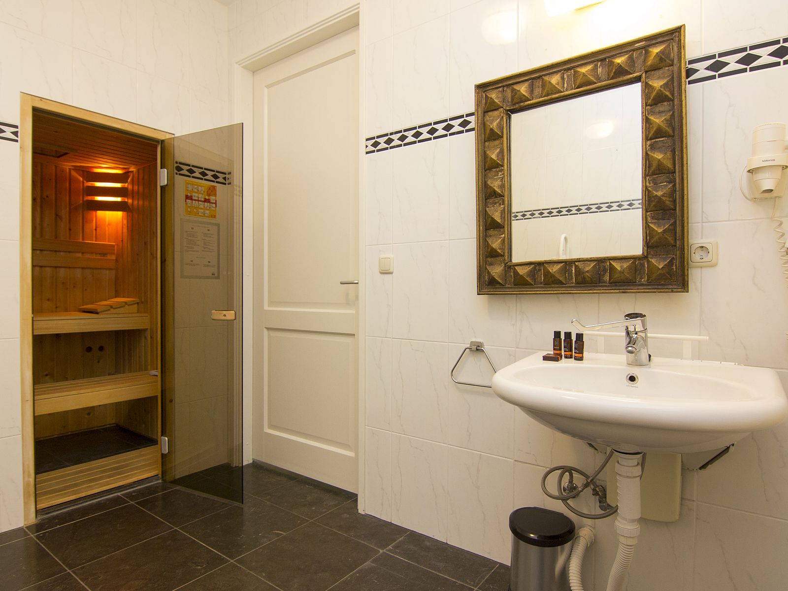 Unterkunft 394539 - Bungalow Zuid Limburg - Kasteeldomein De Cauberg | 4-persoons appartement - Extra to