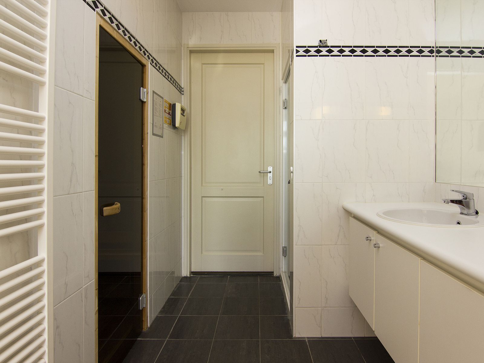 Guest house 394540 - Bungalow Zuid Limburg - Kasteeldomein De Cauberg | 2-persoons appartement | 2ELA