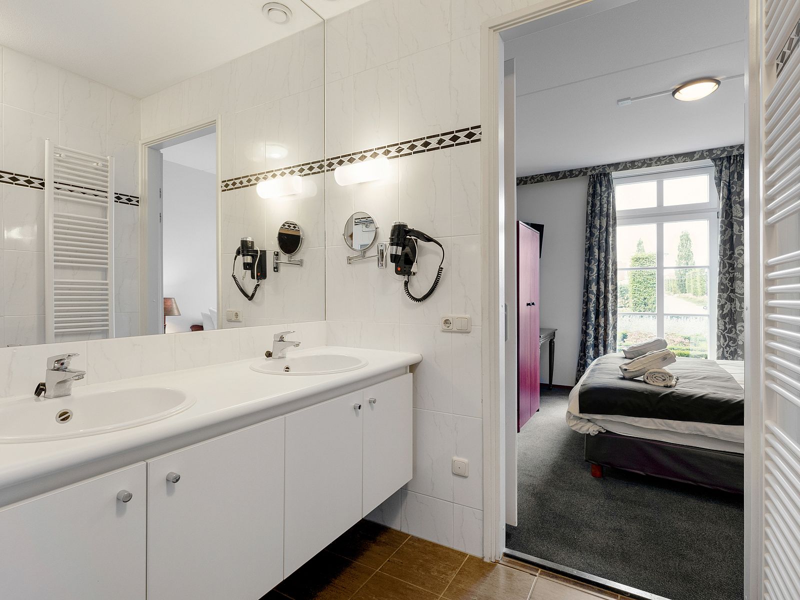 Guest house 394540 - Bungalow Zuid Limburg - Kasteeldomein De Cauberg | 2-persoons appartement | 2ELA