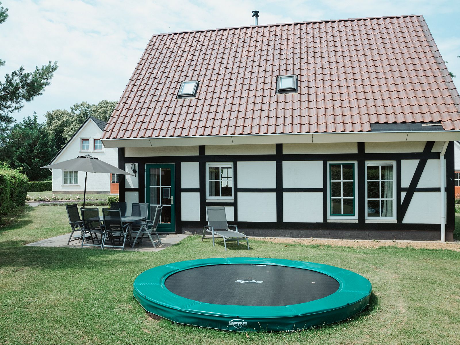 Unterkunft 394542 - Bungalow Zuid Limburg - Kasteeldomein De Cauberg | 4-persoons Gamevilla | 4L1