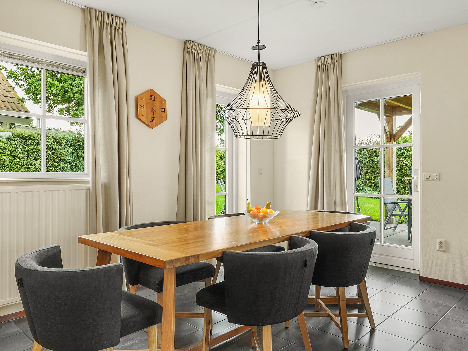 Guest house 394543 - Bungalow Zuid Limburg - Kasteeldomein De Cauberg | 6-persoons villa | 6EL