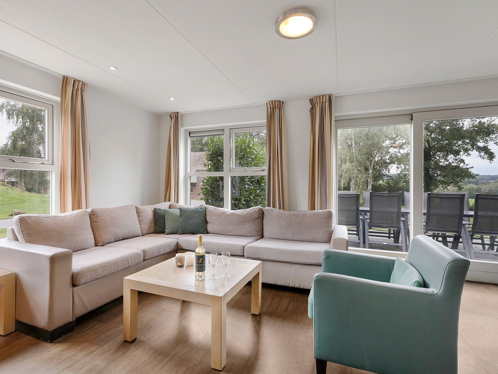 Verblijf 394920 - Bungalow Zuid Limburg - Hoog Vaals | 12-persoons bungalow | 12L