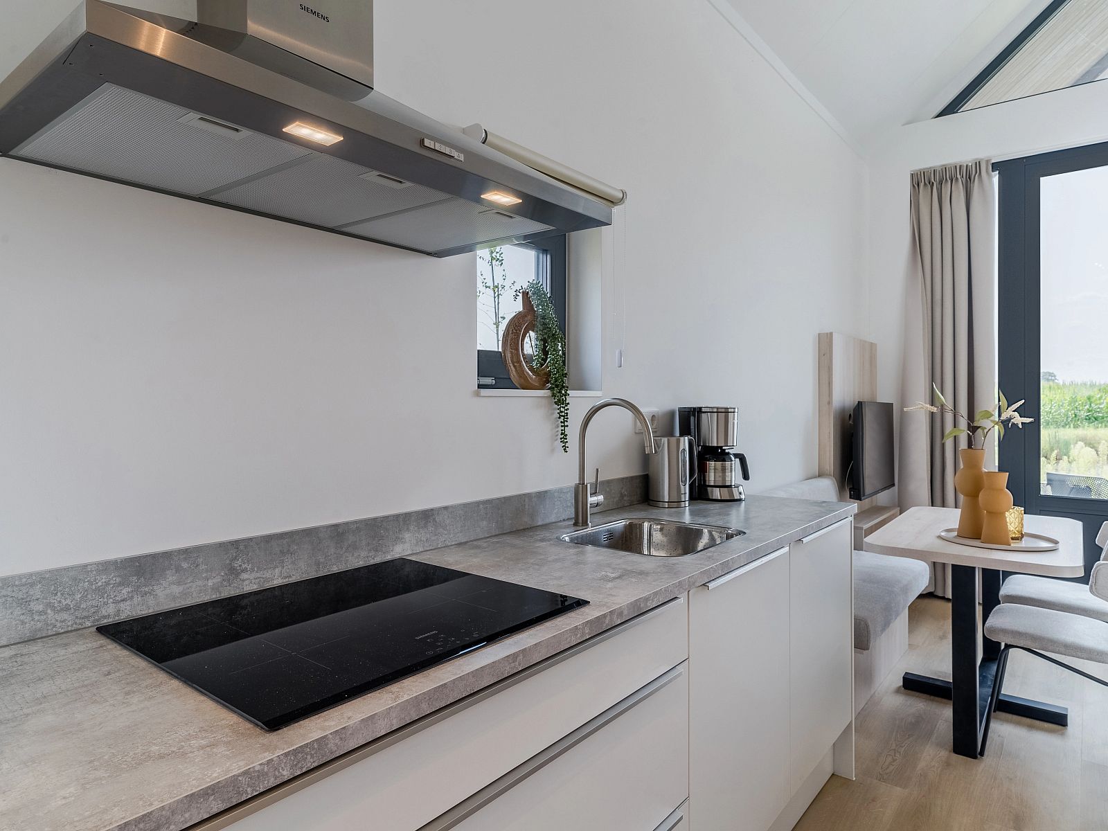 Guest house 400459 - Bungalow De Peel - 4-persoonslodge | 4B6