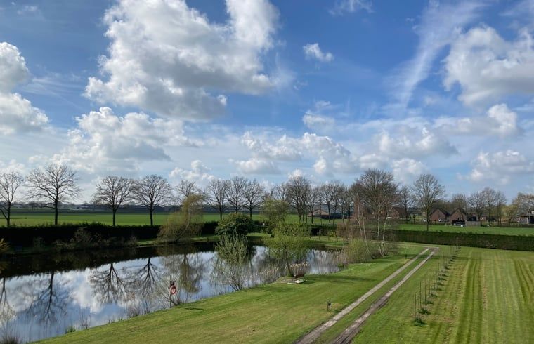 Terrasse mit Sitzgelegenheit im Ferienhaus in Venhorst, De Peel, Nordbrabant.