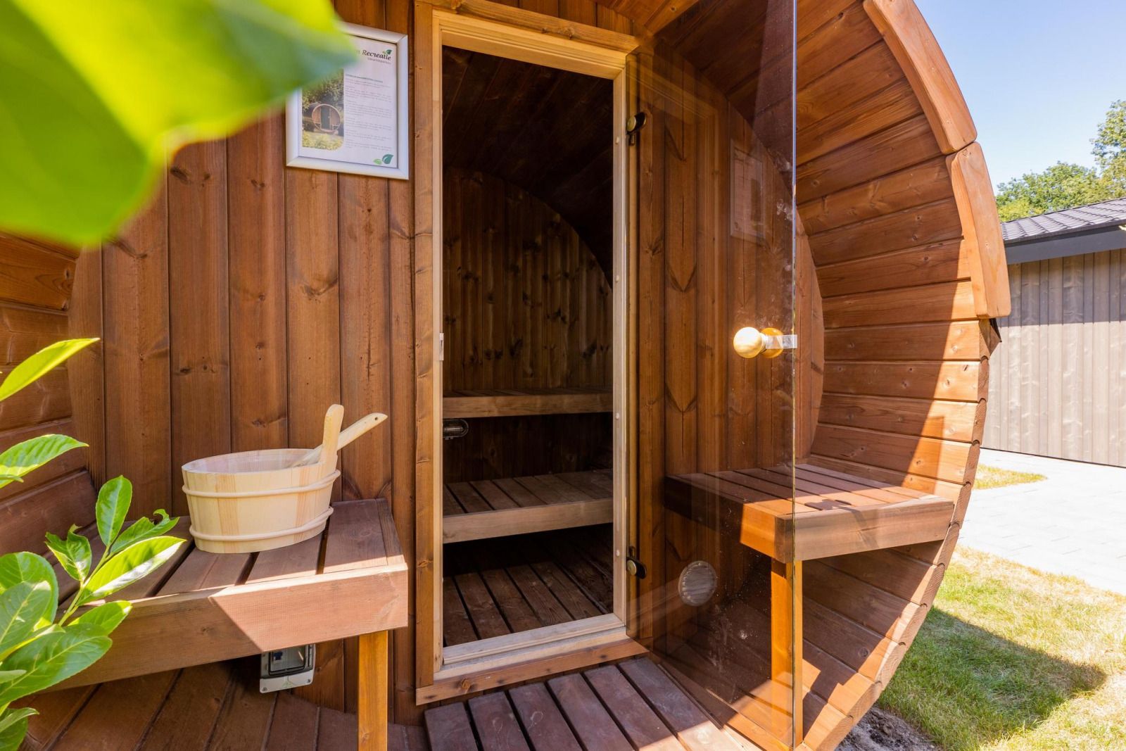Guest house 411224 - Holiday property Kempen - Villa Waterzicht Luxe met Sauna