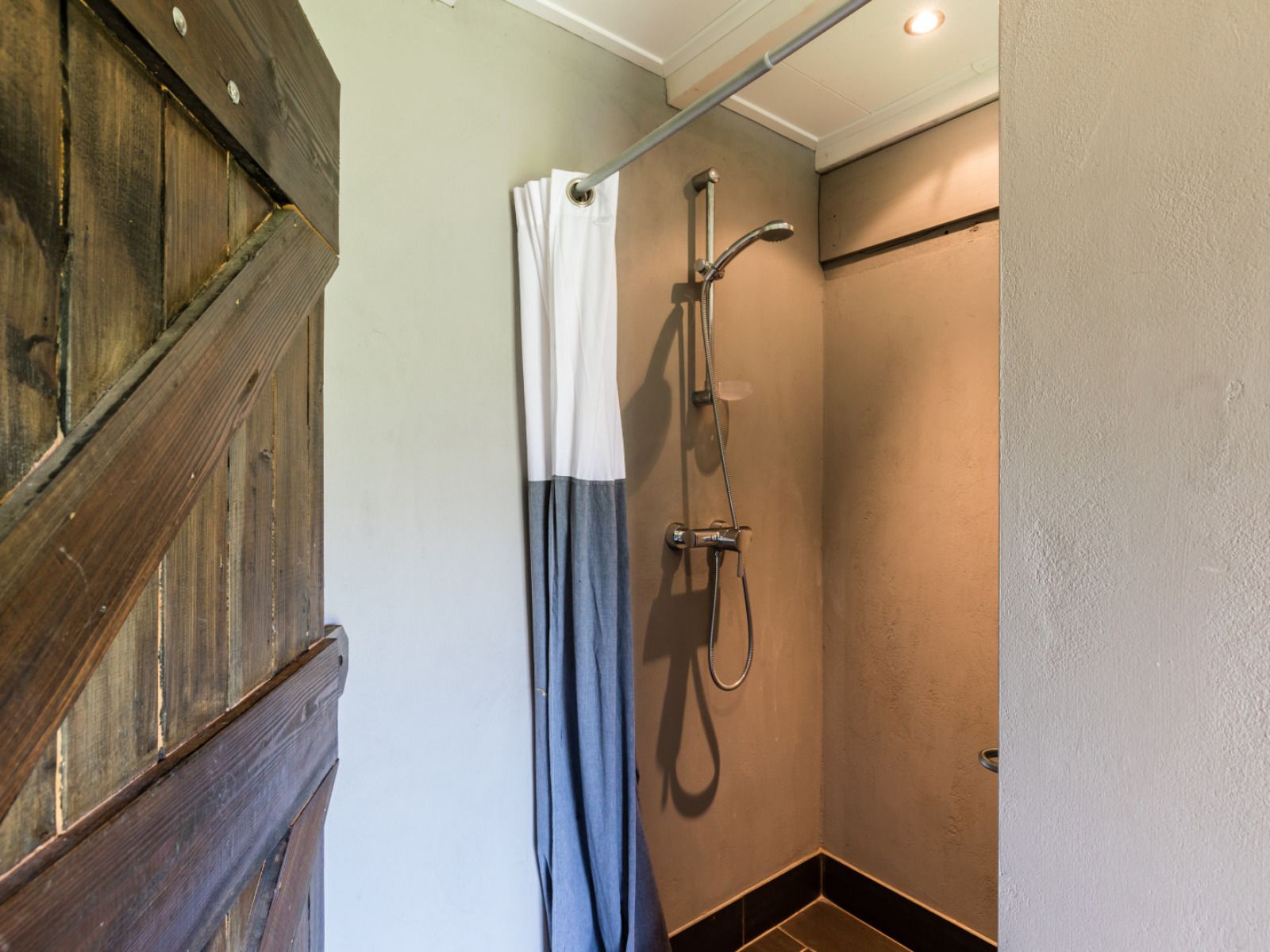 Verblijf 412203 - Tenthuis Kempen - Tenthuisje met warme privédouche bij de boer