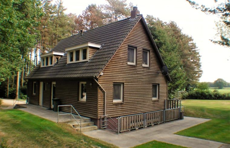 Achterzijde van Vakantiehuisje in Luyksgestel, een charmant vakantiehuis in Noord Brabant.