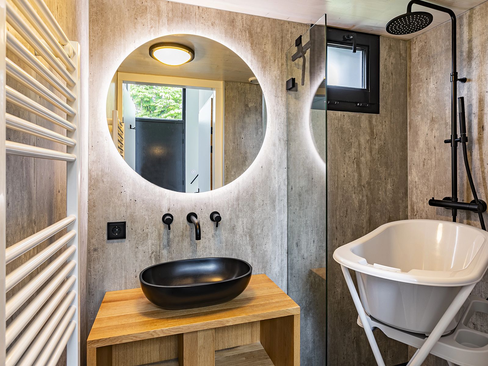 Guest house 420239 - Bungalow Hart van Brabant - 2-4-persoons babylodge | 2-4BN