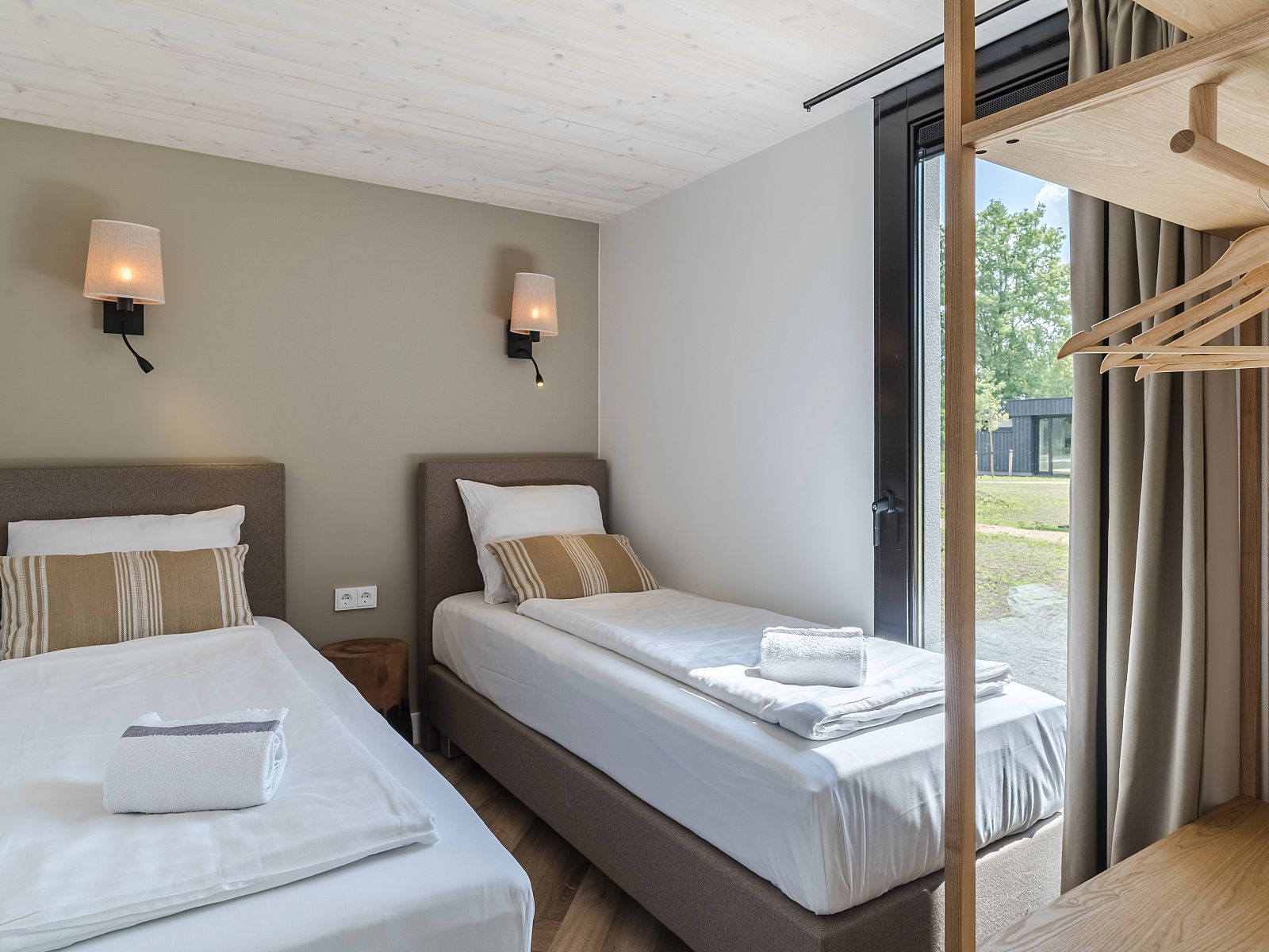 Verblijf 420240 - Bungalow Hart van Brabant - 4-6-persoons lodge | 4-6B