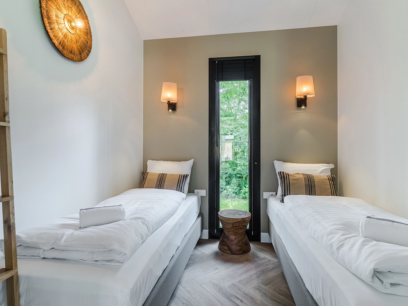 Guest house 420245 - Bungalow Hart van Brabant - 8-persoons lodge | 8B