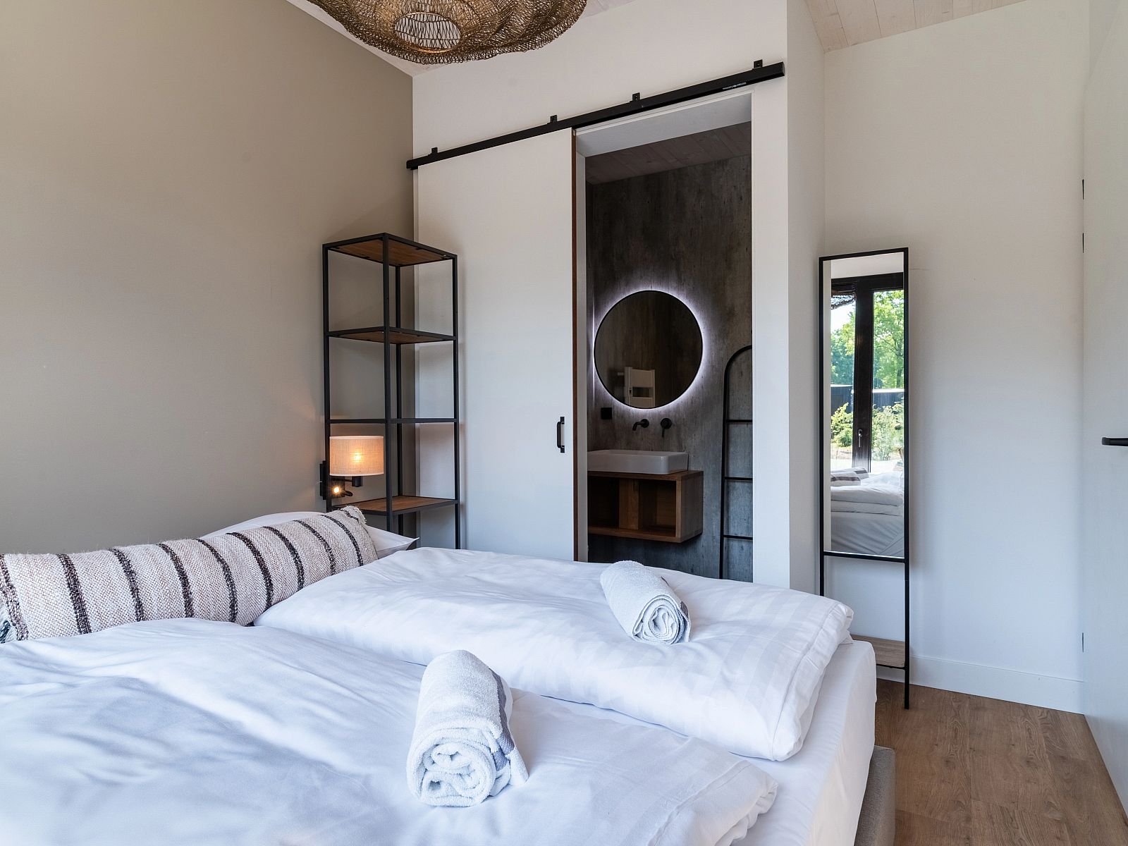 Guest house 420254 - Bungalow Hart van Brabant - 4-persoons wellnesslodge | 4BW