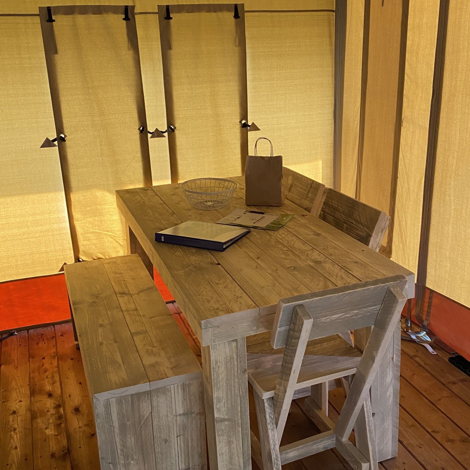 Verblijf 420619 - Tenthuis Hart van Brabant - Glamping Deluxe type 2