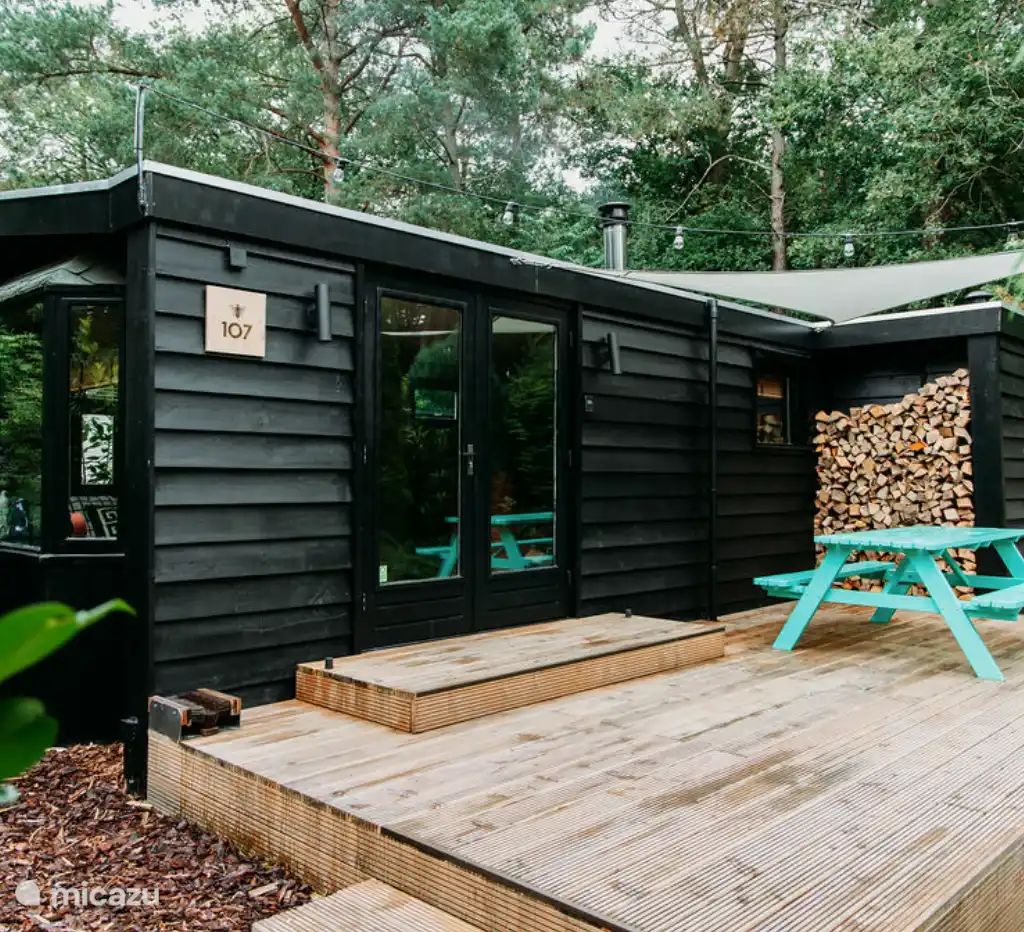 Guest house 422124 - Holiday property Hart van Brabant - Bumblebee Cabin + sauna &amp; vuurplaats