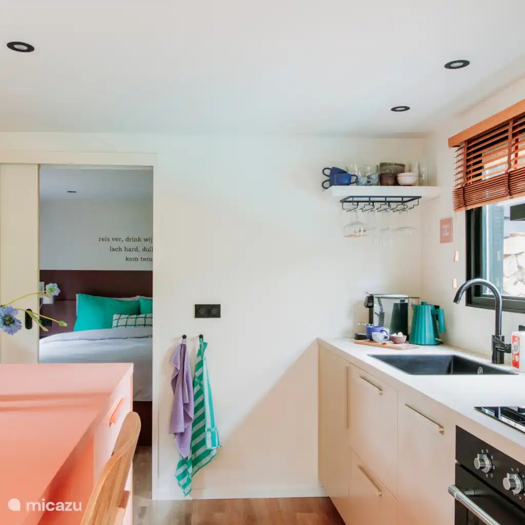 Guest house 422124 - Holiday property Hart van Brabant - Bumblebee Cabin + sauna &amp; vuurplaats