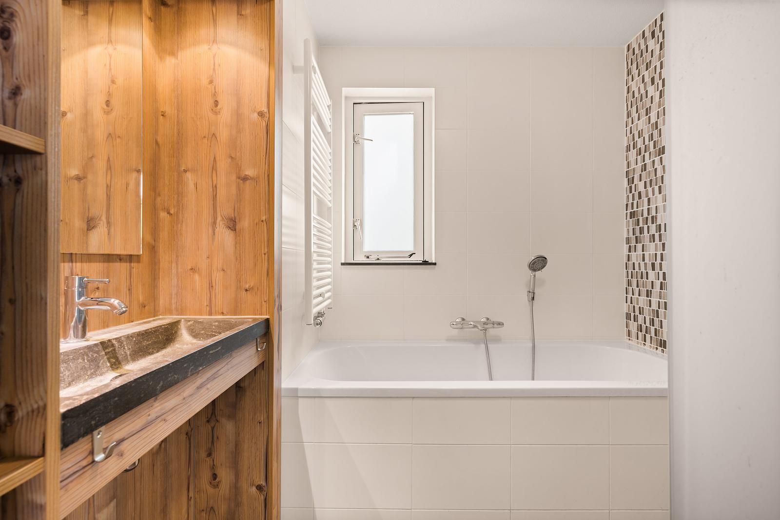 Verblijf 422126 - Vakantiewoning Hart van Brabant - Boshuys met Sauna & Veranda | 4 personen