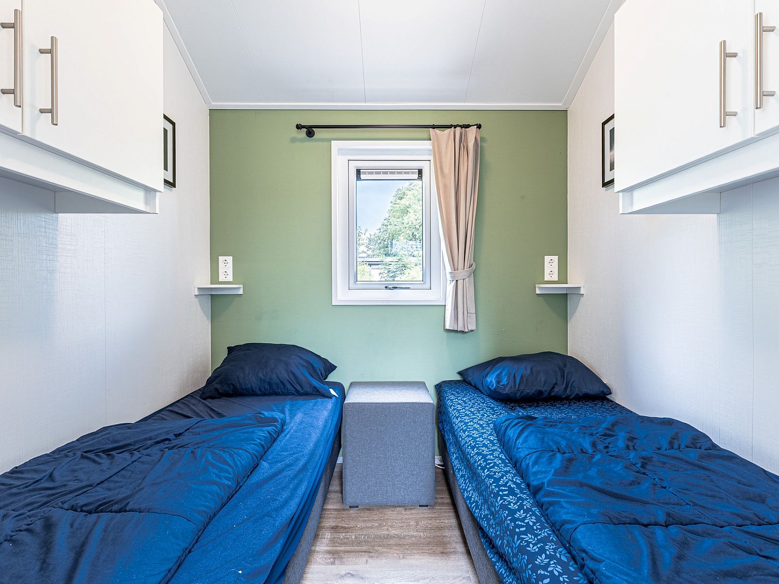 Kinderzimmer mit zwei Betten in Chalet in Kaatsheuvel, Ferienhaus in Nordbrabant.