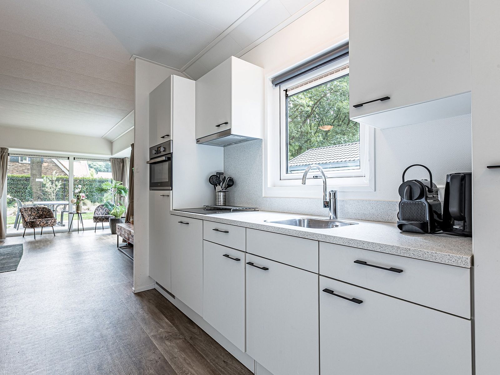 Kche in Chalet in Kaatsheuvel, voll ausgestattetes Ferienhaus in Nordbrabant.