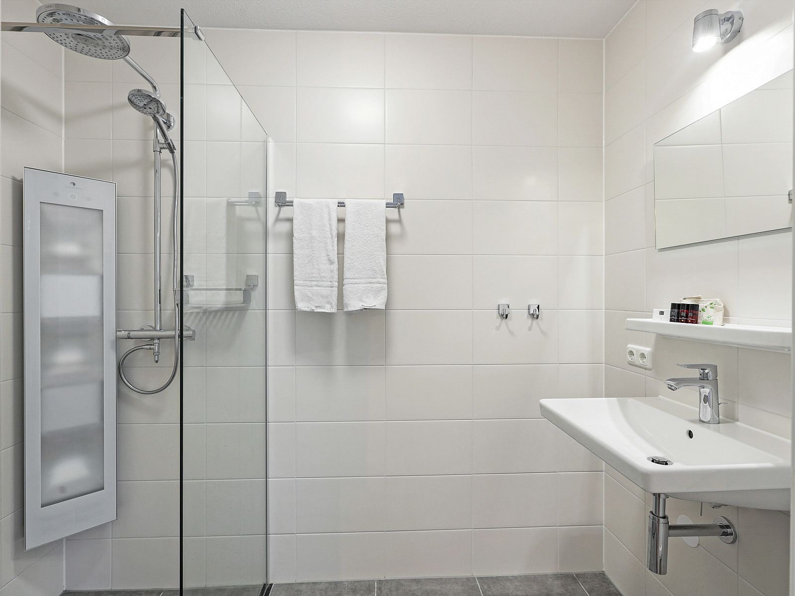 Guest house 4225137 - Bungalow Hart van Brabant - Kaatsheuvel | 10-persoons vakantiehuis | 10L