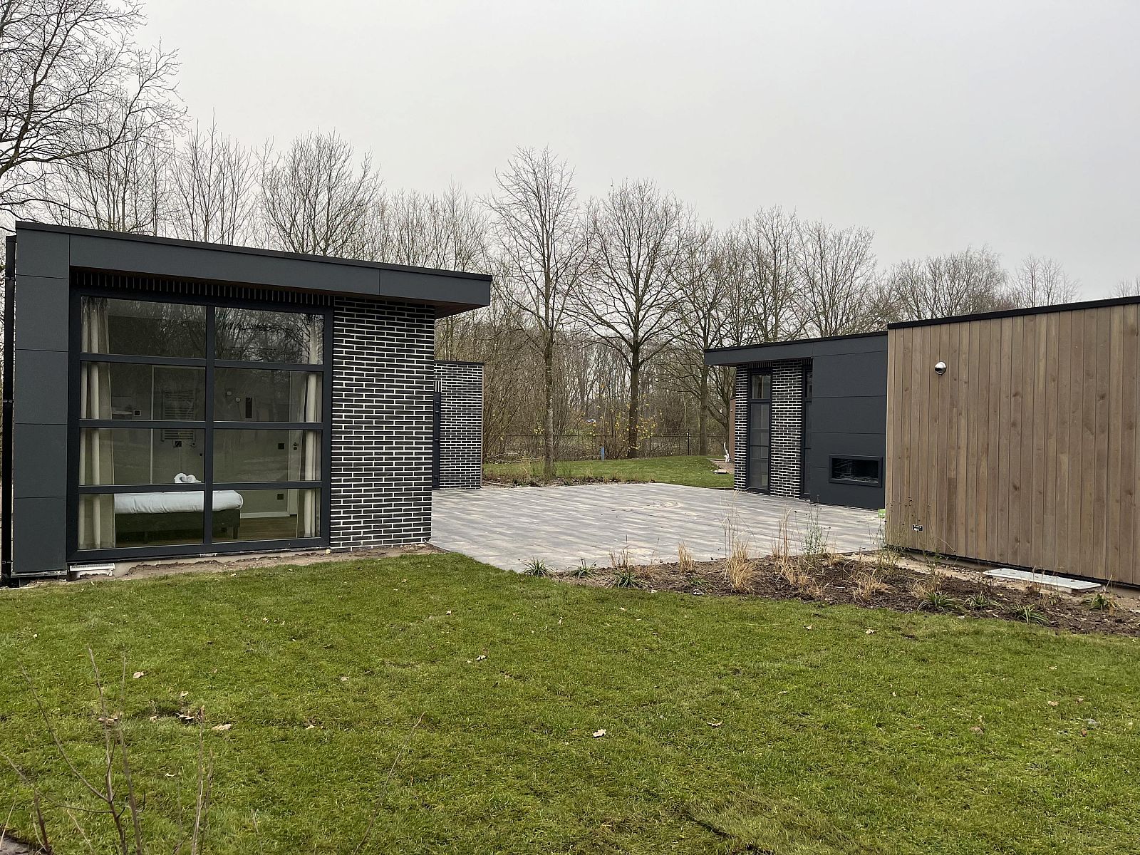 Detached house in Kaatsheuvel, North Brabant, surrounded by nature with modern architecture and spacious garden, ideal vacation home in Heart of Brabant.