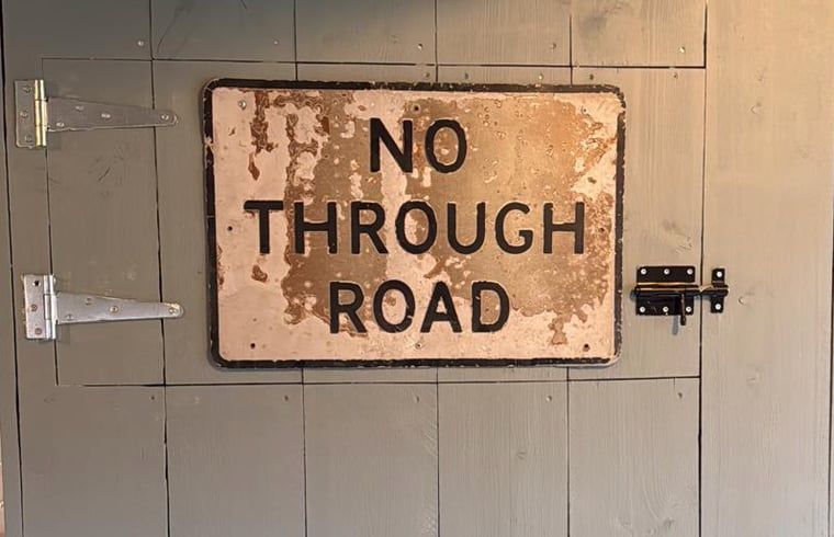 Unique sign in Cottage in Hank, vacation home in Heart of Brabant, North Brabant, adds character to interior.