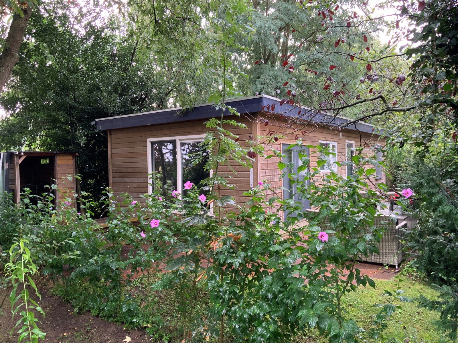 NB085 vakantiehuis in Vinkel, omgeven door groene natuur in Hart van Brabant, Noord Brabant.