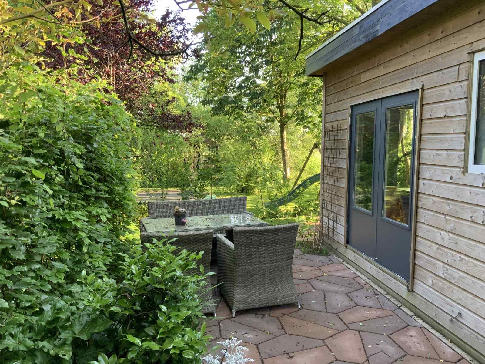 Stijlvolle keuken en eetruimte in NB085 vakantiehuis, Vinkel, Hart van Brabant.