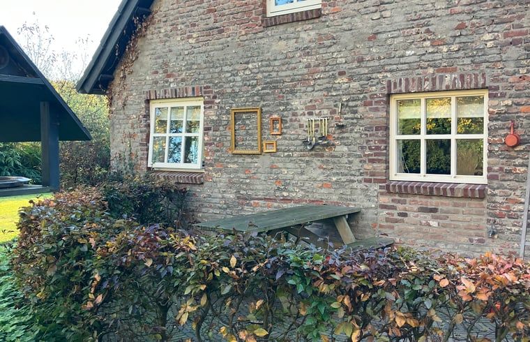 Gemuetliche Terrasse im Ferienhaus in Boxtel, Herz von Brabant, Nordbrabant. Geniessen Sie die Ruhe und die Natur rund um dieses charmante Ferienhaus.